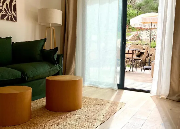 別荘 Caseddu 100m De La カンポモロ